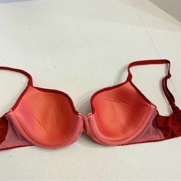 32D Victoria Secret Body By Victoria Lined Demi Bra Raspberry Lace Overlay - Picture 7 of 15